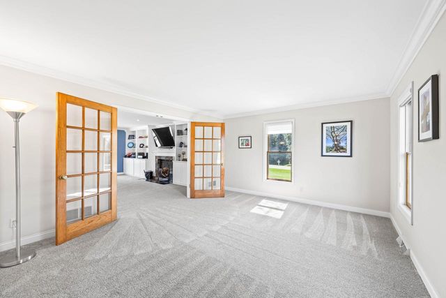 W328N3834 Range Woods DRIVE, Nashotah, WI 53058