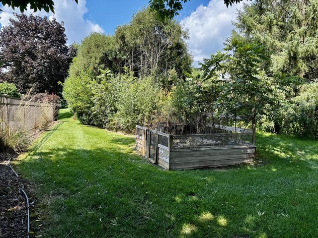 W328N3834 Range Woods DRIVE, Nashotah, WI 53058