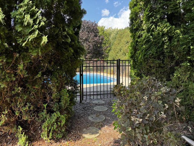 W328N3834 Range Woods DRIVE, Nashotah, WI 53058