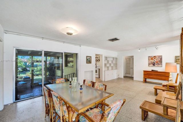 1235 Jefferson St, Hollywood, FL 33019