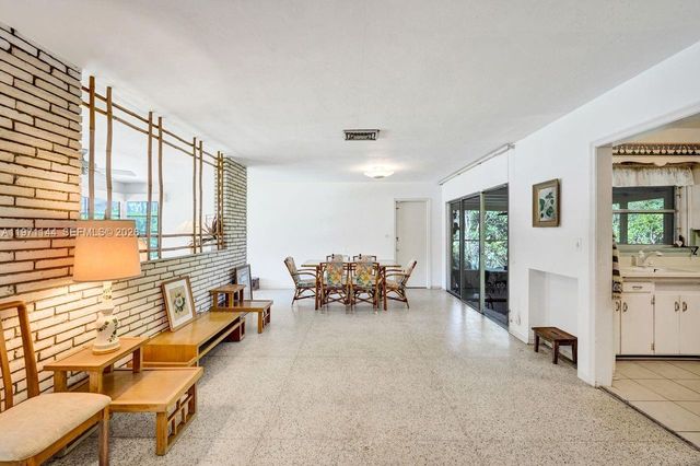 1235 Jefferson St, Hollywood, FL 33019