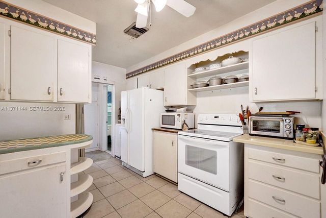 1235 Jefferson St, Hollywood, FL 33019