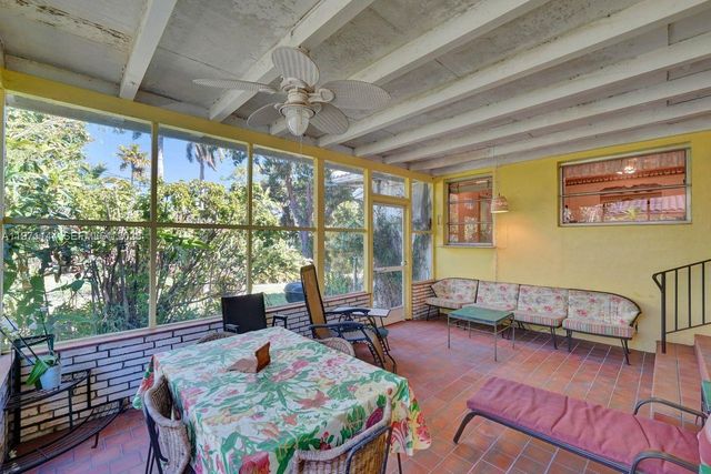 1235 Jefferson St, Hollywood, FL 33019