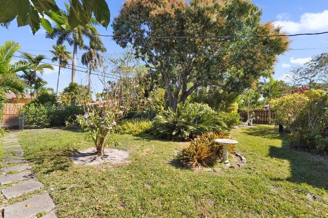 1235 Jefferson St, Hollywood, FL 33019