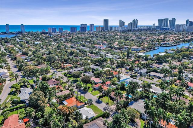 1235 Jefferson St, Hollywood, FL 33019