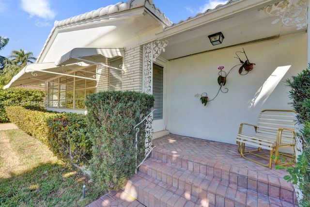 1235 Jefferson St, Hollywood, FL 33019