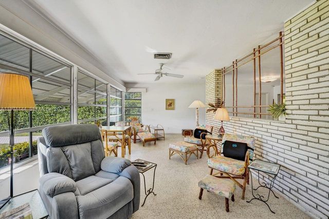 1235 Jefferson St, Hollywood, FL 33019