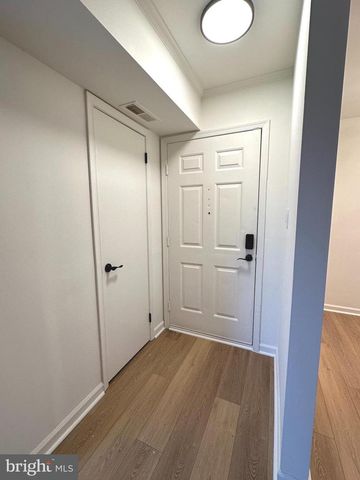 98-B RED CEDAR CT, Mount Laurel, NJ 08054