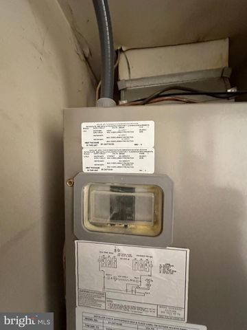 98-B RED CEDAR CT, Mount Laurel, NJ 08054