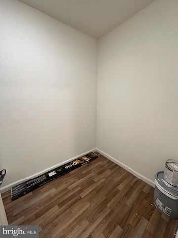 98-B RED CEDAR CT, Mount Laurel, NJ 08054