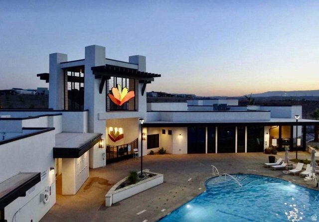 714 W CLAYSTONE DR, St. George, UT 84790