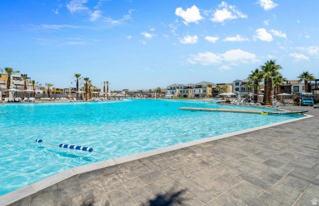 714 W CLAYSTONE DR, St. George, UT 84790