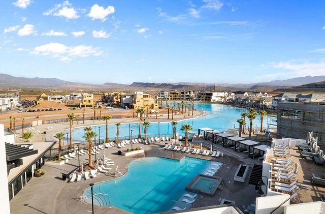 714 W CLAYSTONE DR, St. George, UT 84790