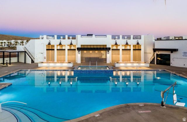 714 W CLAYSTONE DR, St. George, UT 84790