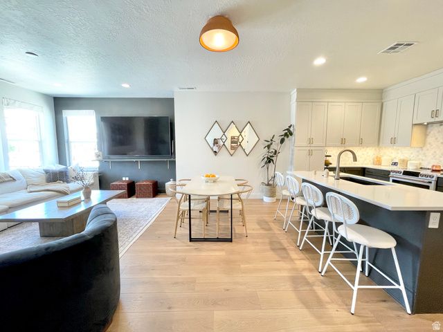 714 W CLAYSTONE DR, St. George, UT 84790