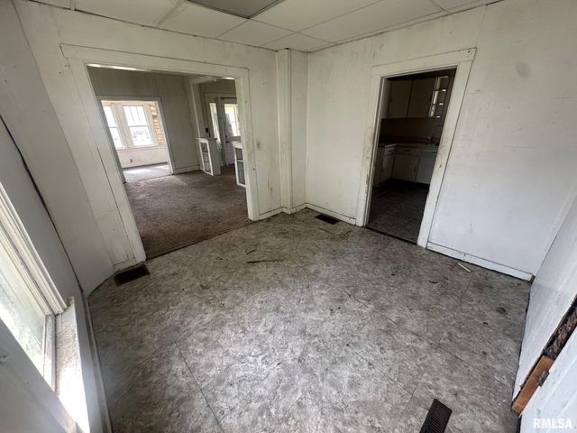 705 OLIVE Street, Galesburg, IL 61401