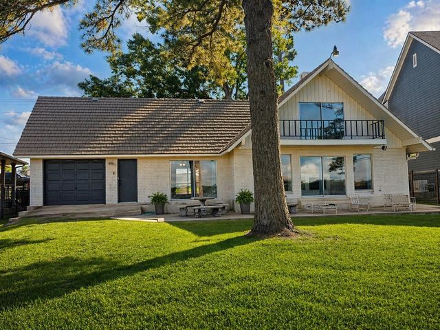 387 Indian Hill, Livingston, TX 77351