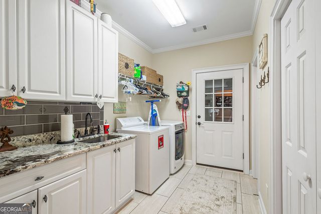 100 South Shore Drive, Newnan, GA 30263