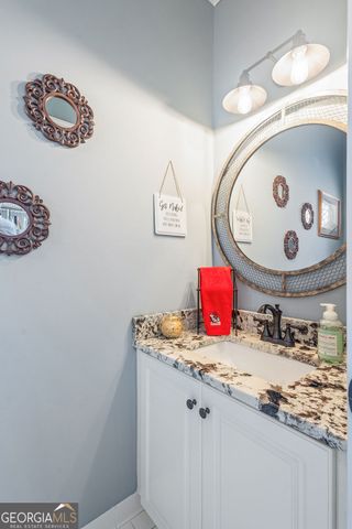 100 South Shore Drive, Newnan, GA 30263