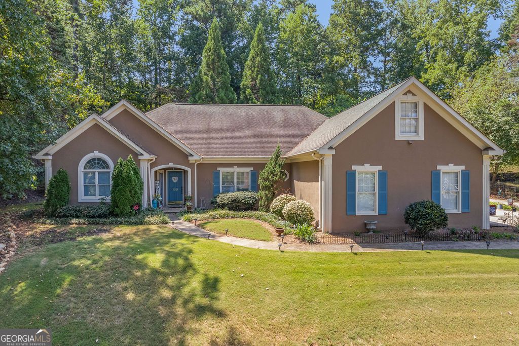 100 South Shore Drive, Newnan, GA 30263