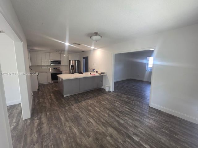 5869 SW 34th Street 0, Miami, FL 33155