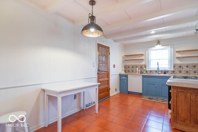 2216 W 58th Street, Indianapolis, IN 46228