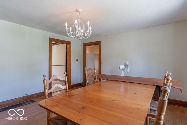 2216 W 58th Street, Indianapolis, IN 46228