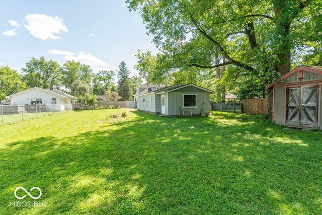 2216 W 58th Street, Indianapolis, IN 46228