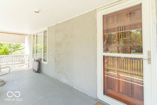 2216 W 58th Street, Indianapolis, IN 46228