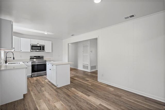 513 Holiday Avenue, Chickasaw, AL 36611