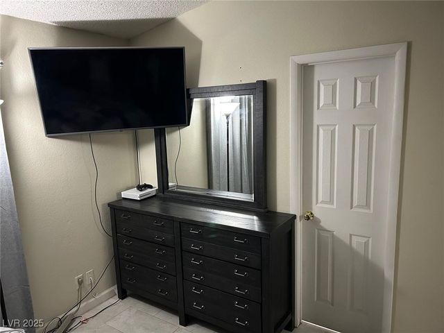 5353 Hollow Brook Avenue, Las Vegas, NV 89142