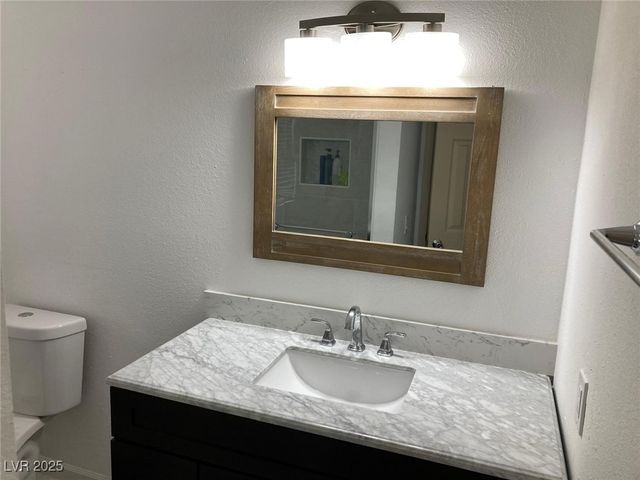 5353 Hollow Brook Avenue, Las Vegas, NV 89142