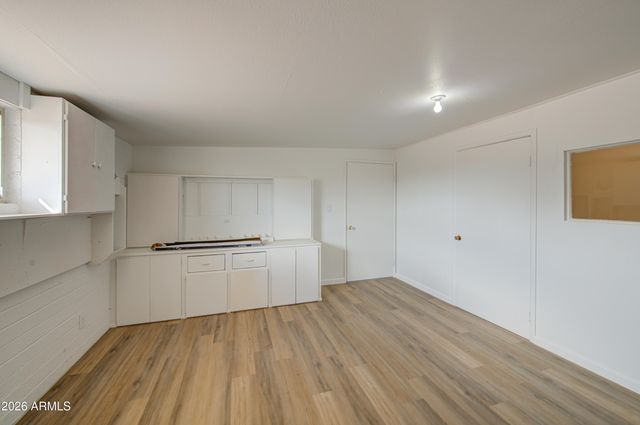 650 N RENNICK Drive, Apache Junction, AZ 85120