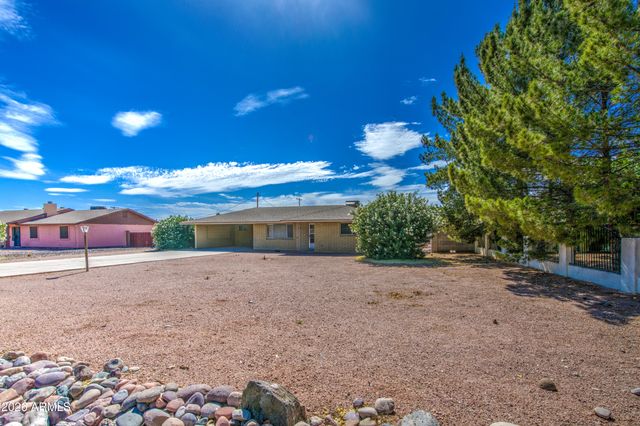 650 N RENNICK Drive, Apache Junction, AZ 85120