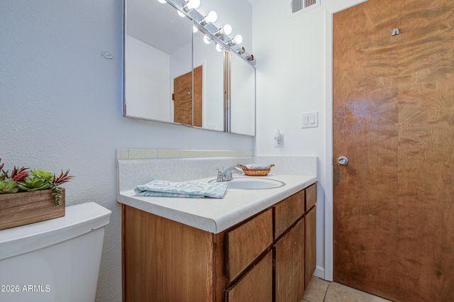 650 N RENNICK Drive, Apache Junction, AZ 85120