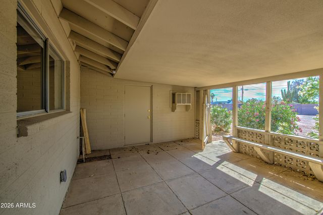 650 N RENNICK Drive, Apache Junction, AZ 85120