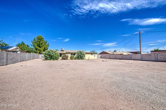 650 N RENNICK Drive, Apache Junction, AZ 85120