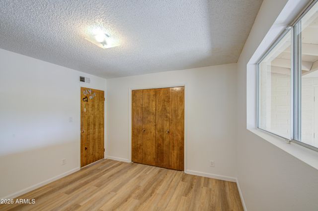 650 N RENNICK Drive, Apache Junction, AZ 85120