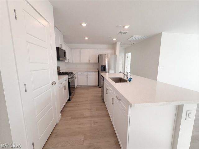 4234 Vivenda Street 1, Las Vegas, NV 89115