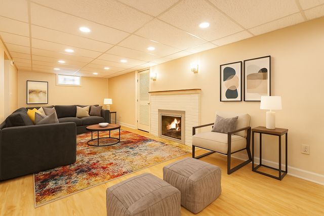 1560 Case Avenue, Saint Paul, MN 55106
