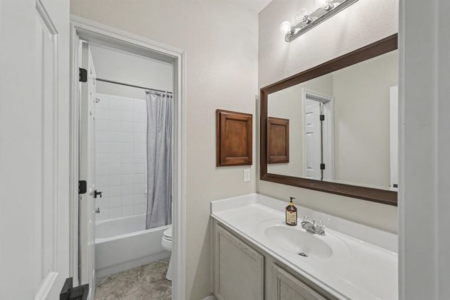 11318 Twain Drive, Montgomery, TX 77356
