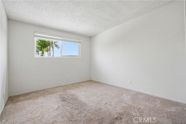 9319 Shrike Avenue, Fountain Valley, CA 92708