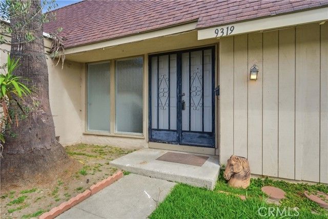 9319 Shrike Avenue, Fountain Valley, CA 92708