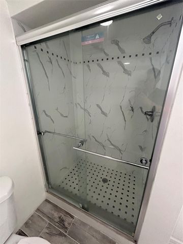 8000 Fairview Dr 102, Tamarac, FL 33321