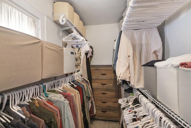 2428 N 72nd STREET, Wauwatosa, WI 53213