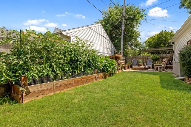 2428 N 72nd STREET, Wauwatosa, WI 53213