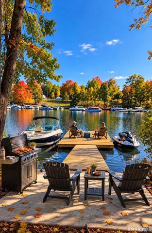20 North Lake Shore Drive, Brookfield, CT 06804