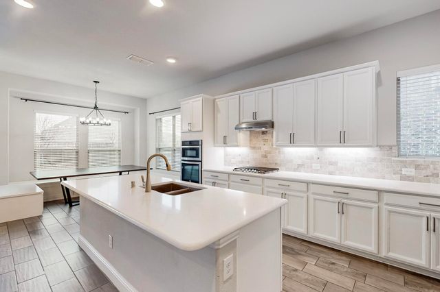 2844 Hackberry Creek Trail, Celina, TX 75078