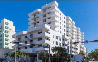 4301 Collins Ave 902, Miami Beach, FL 33140