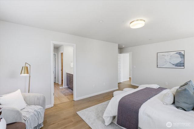 4211 208th Place SE, Bothell, WA 98021